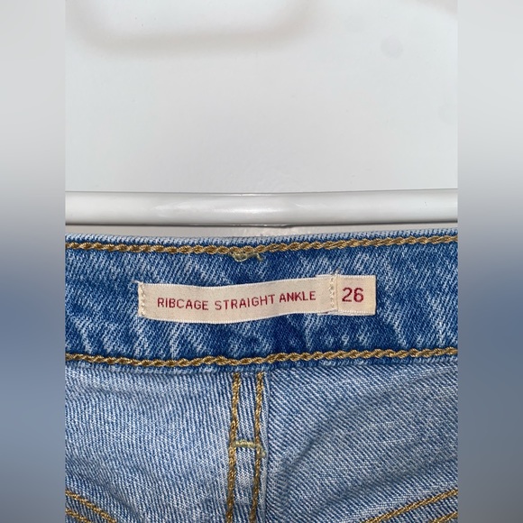 Levi Ribcage Straight Ankle size 26 - Picture 2 of 3